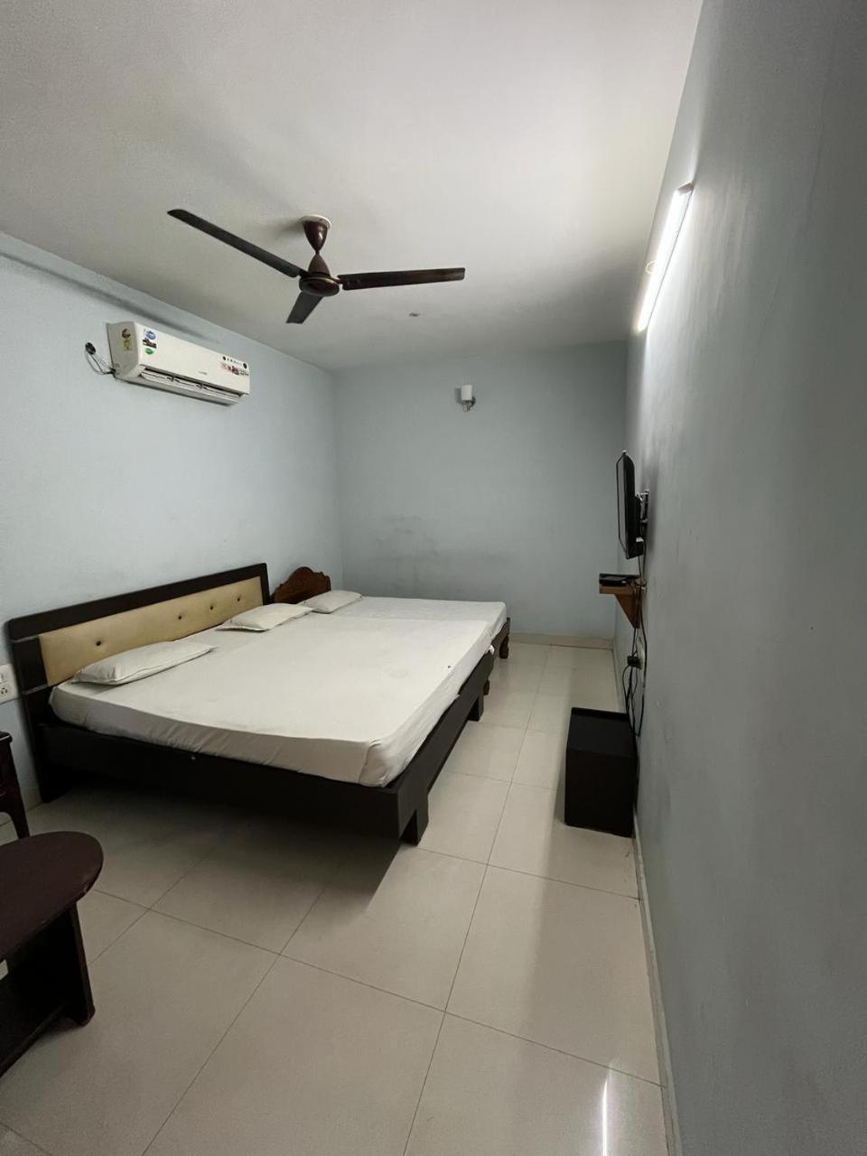 The Alp Hotel Madurai Exterior foto
